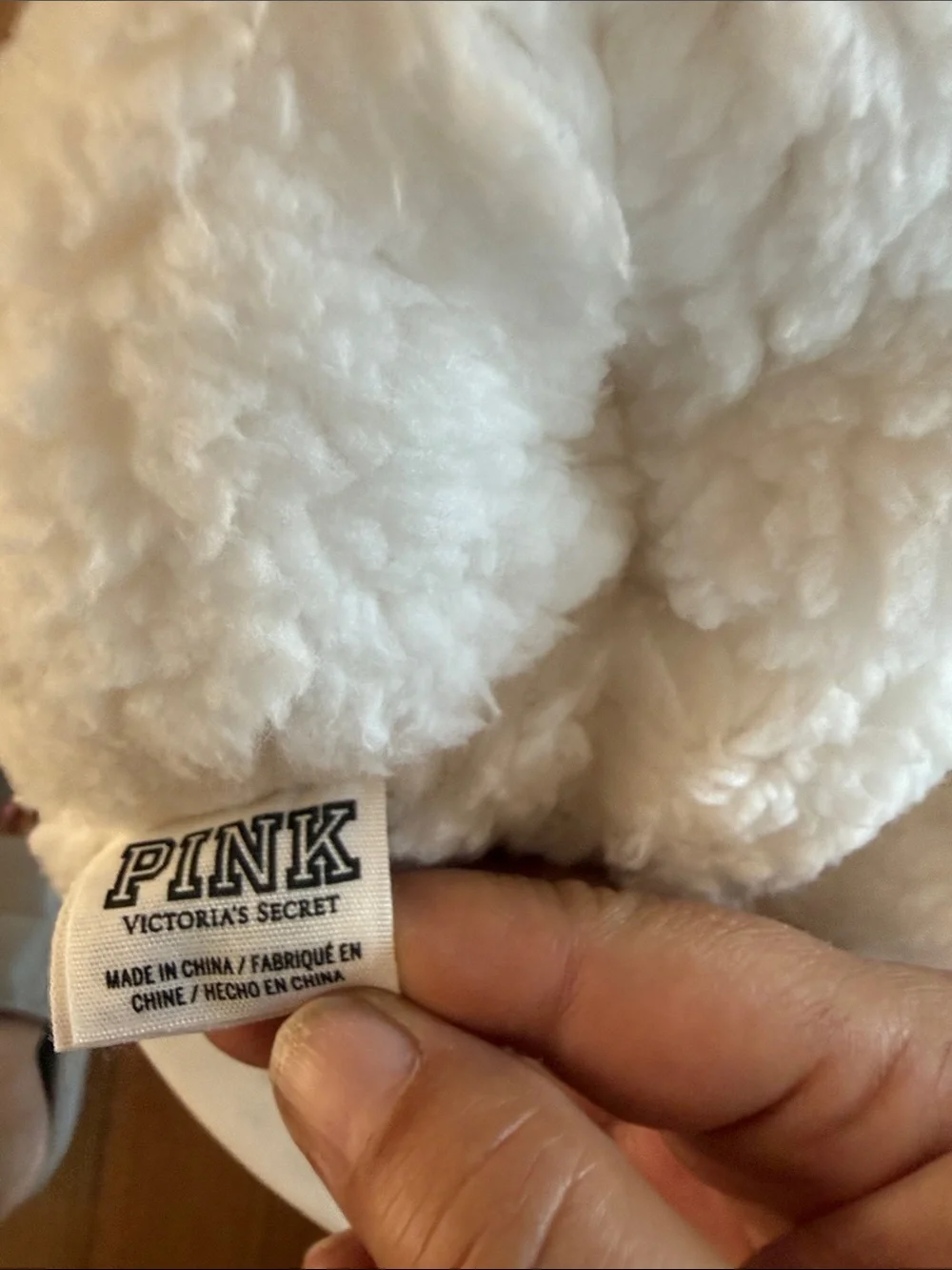 NWT PINK Victoria's Secret Cream Cable Knit Pom Pom Beanie